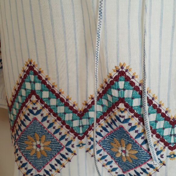 Johnny Was Embroidered Peasant Blouse - Picture 3 of 13